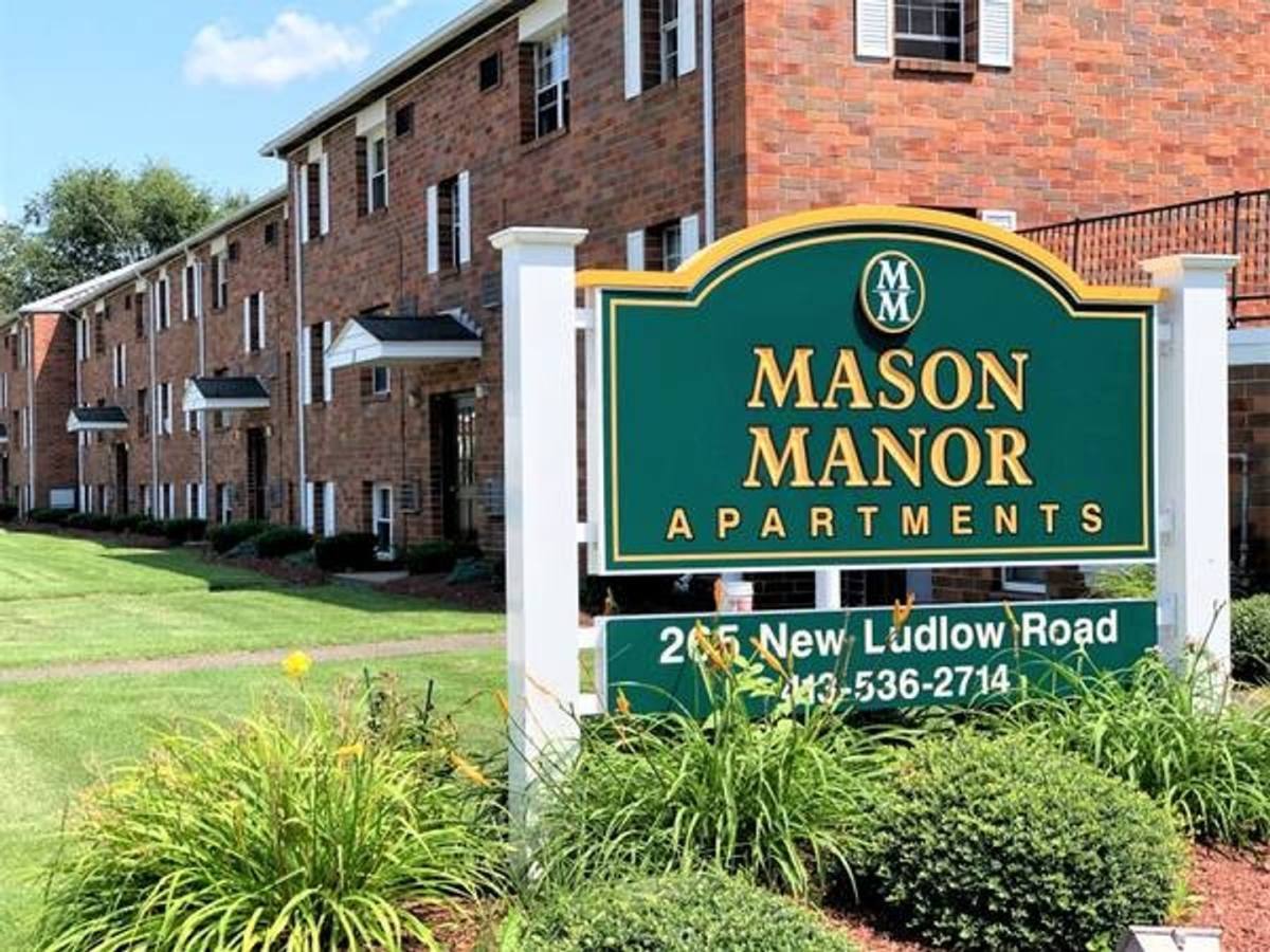 265 New Ludlow Rd, Chicopee, MA 01020