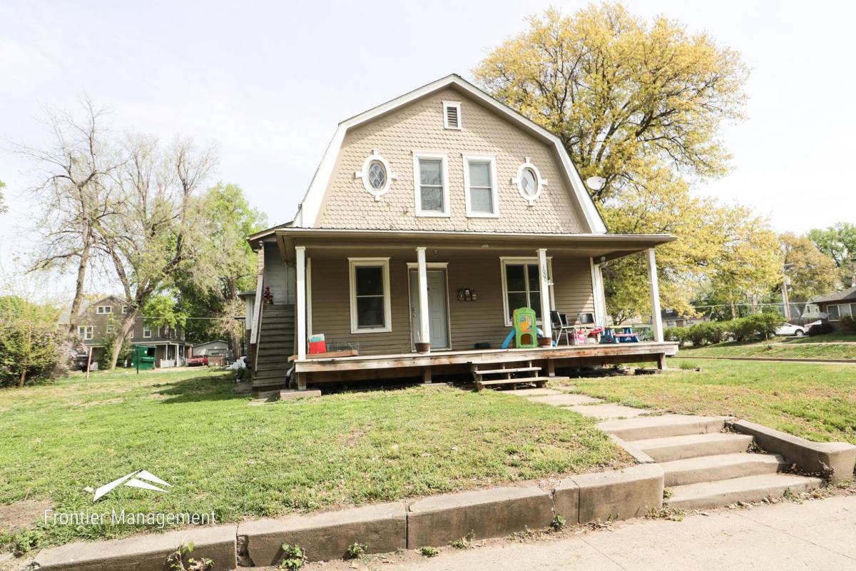 1000 Osage St, Manhattan, KS 66502