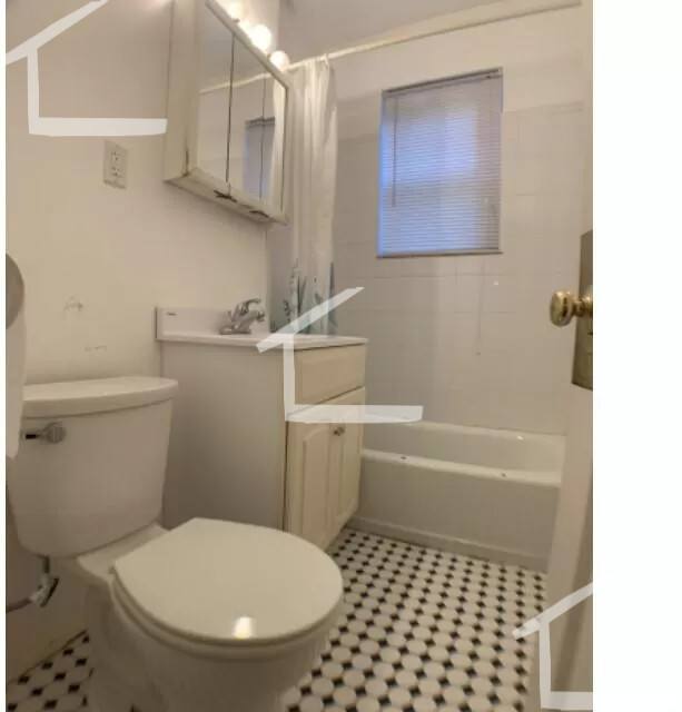 Apartment for rent at 21 Fairbanks St #2, Brookline, MA 02446
