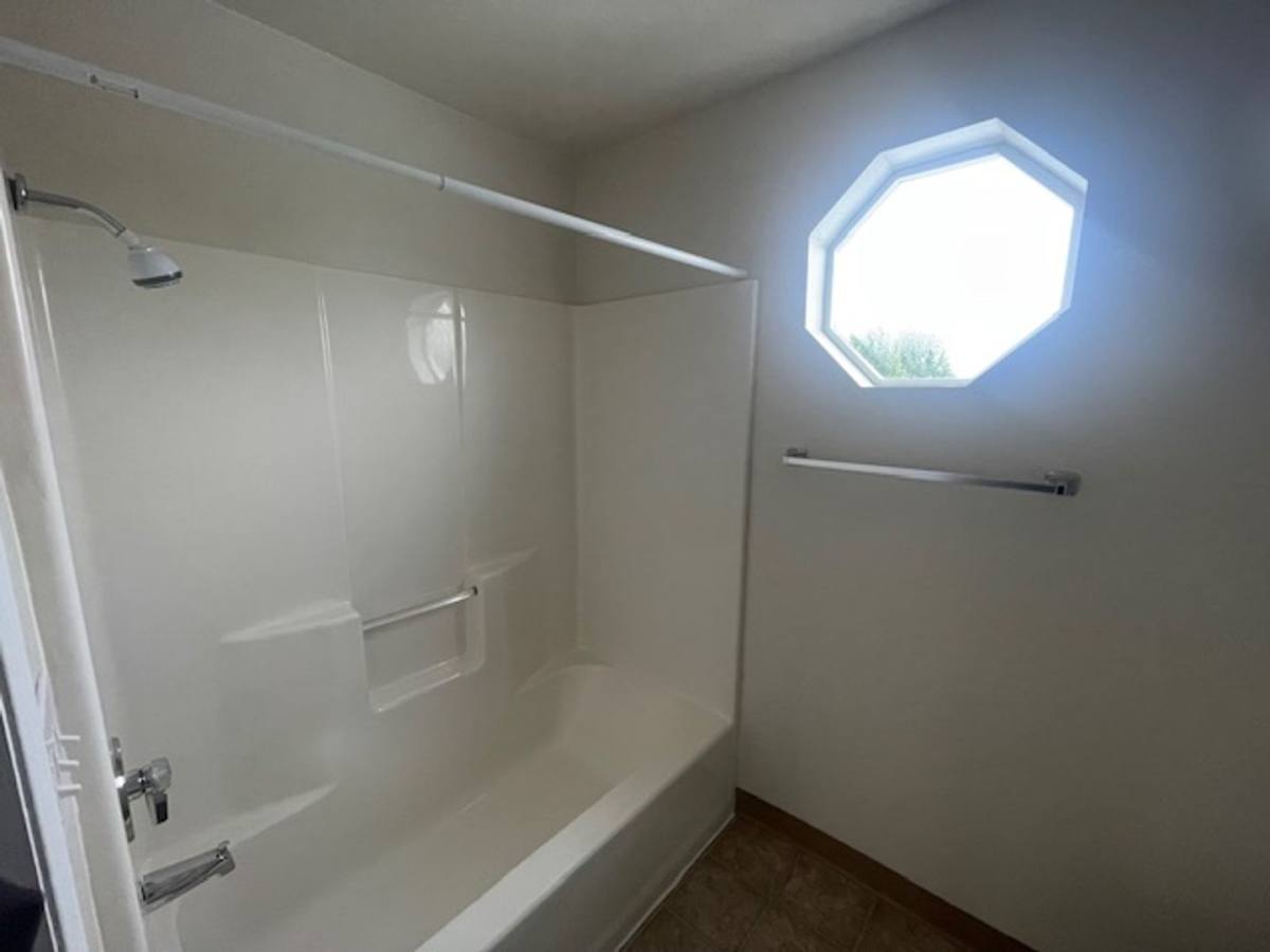 Townhouse for rent at 1380 Seattle Slew Dr SE, Salem, OR 97317