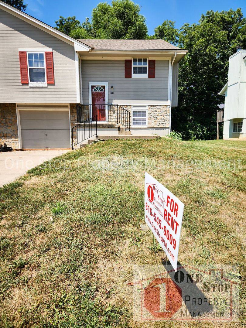 House for rent at 8118 Woodson Dr, Kansas City, MO 64138