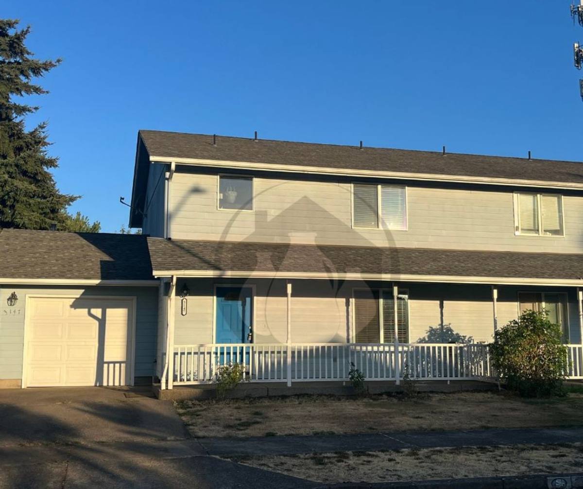 Townhouse for rent at 3147 Woodleaf Ave NE, Salem, OR 97305