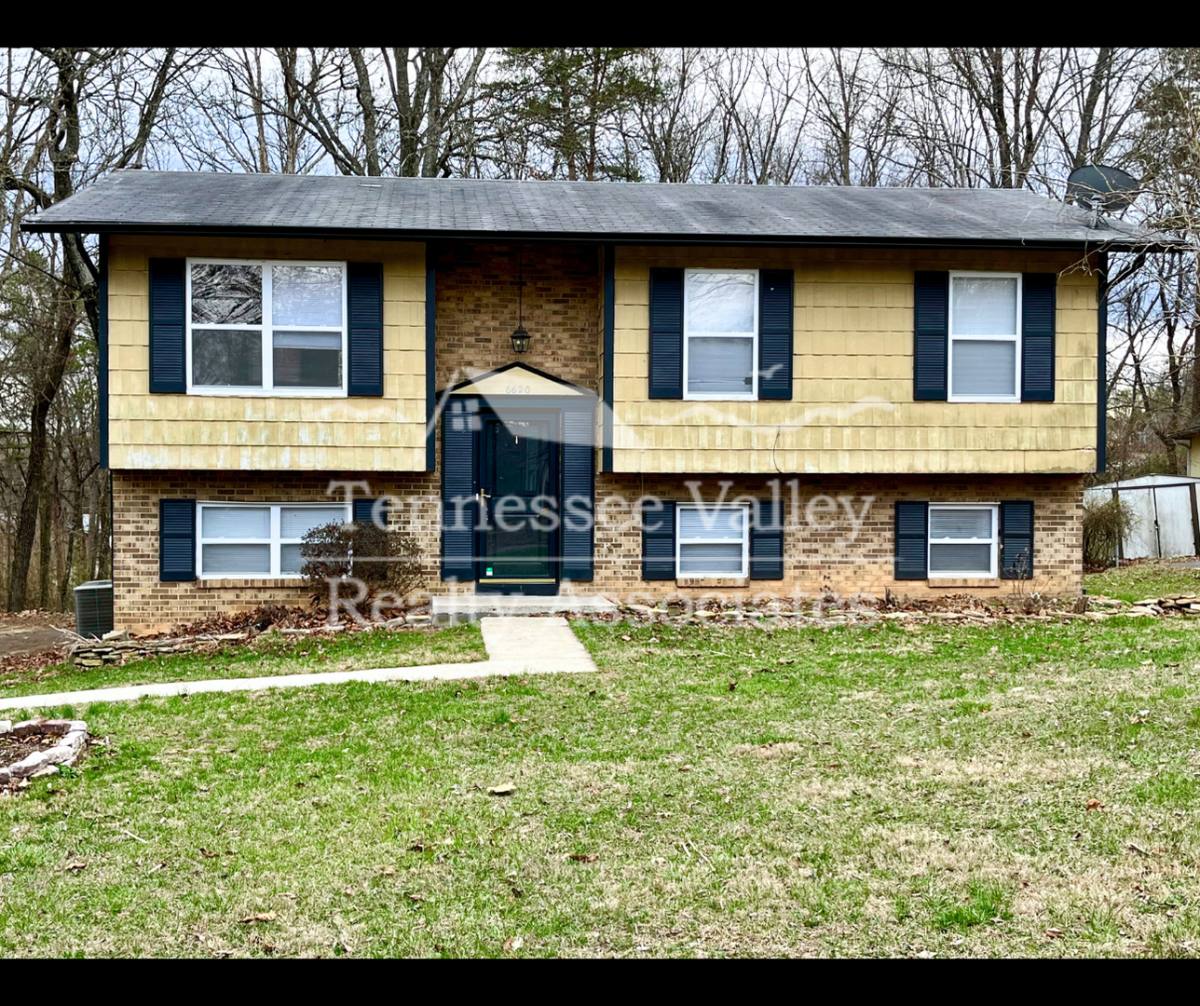 House for rent at 6620 Trousdale Rd, Knoxville, TN 37921