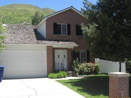 Apartment for rent at 7951 - 7953 S, Salt Lake City, UT 84121