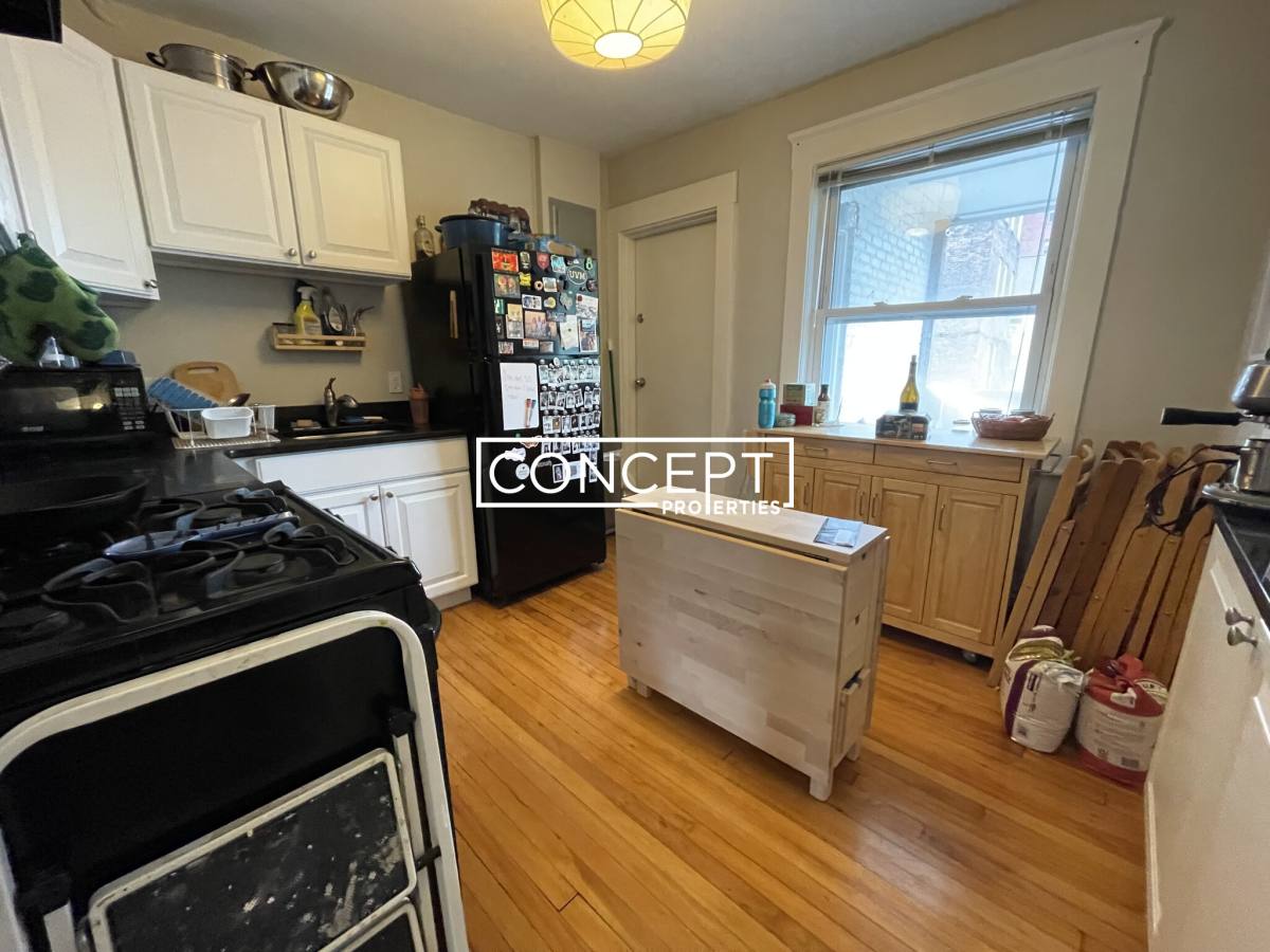 Apartment for rent at 51 Hancock #3, Cambridge, MA 02139