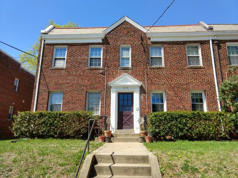 Apartment for rent at 2224 40th St NW #2, Washington, DC 20007