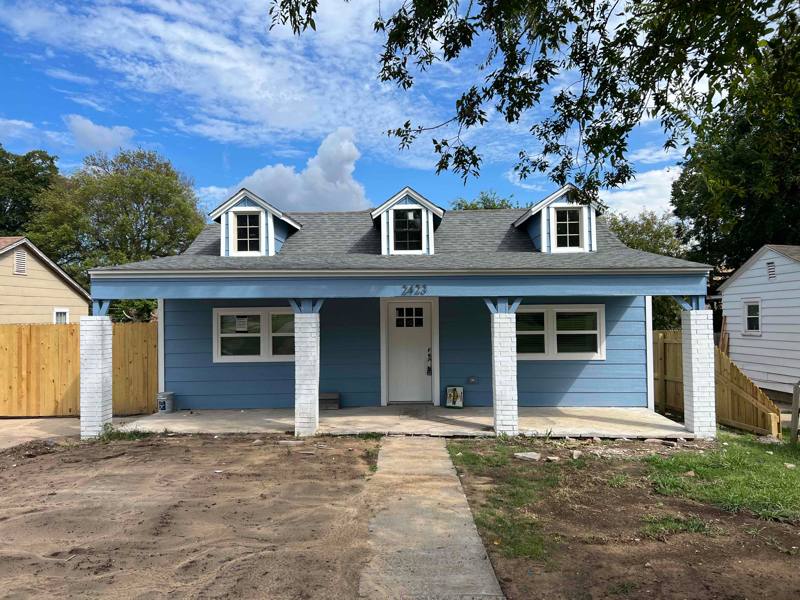 House for rent at 2423 N Quincy Ave, Tulsa, OK 74106