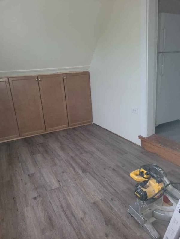 Apartment for rent at 5021 W Winona St #3, Chicago, IL 60630