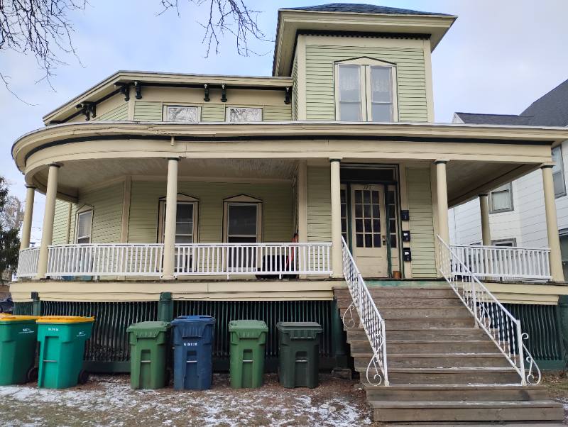 Apartment for rent at 171 Forest Ave #B, Fond Du Lac, WI 54935