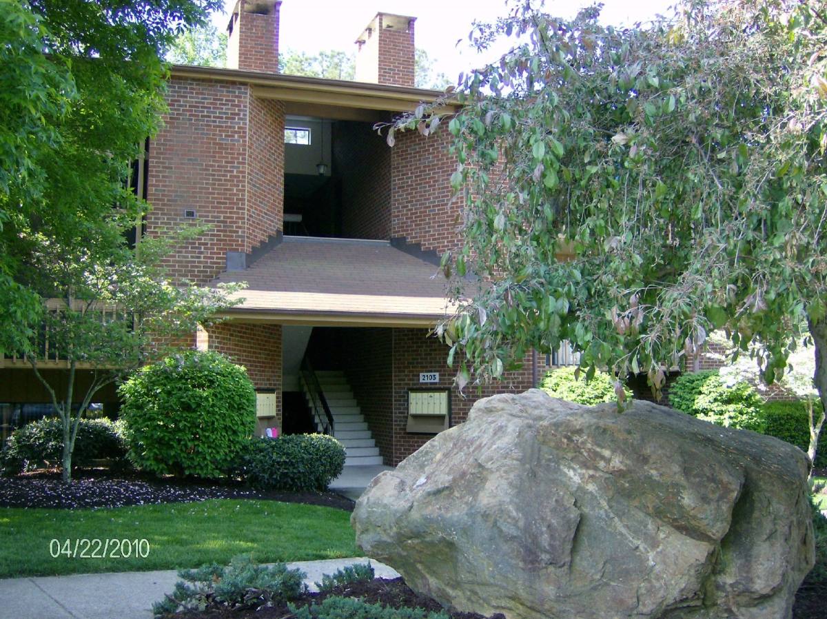 Condo for rent at 2103 Turtle Creek Dr #11, Henrico, VA 23233