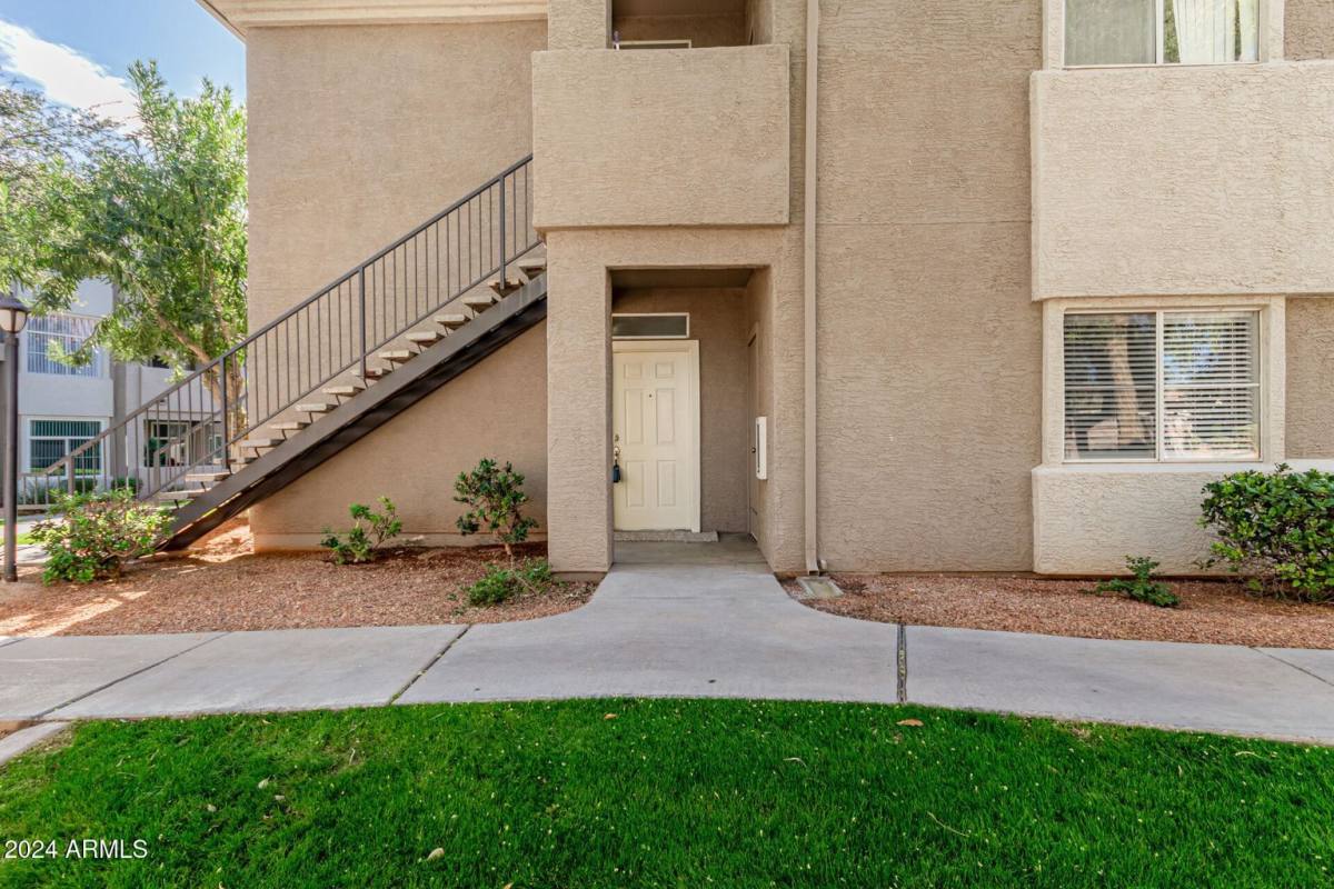 Condo for rent at 3830 E Lakewood Parkway #1114, Phoenix, AZ 85048
