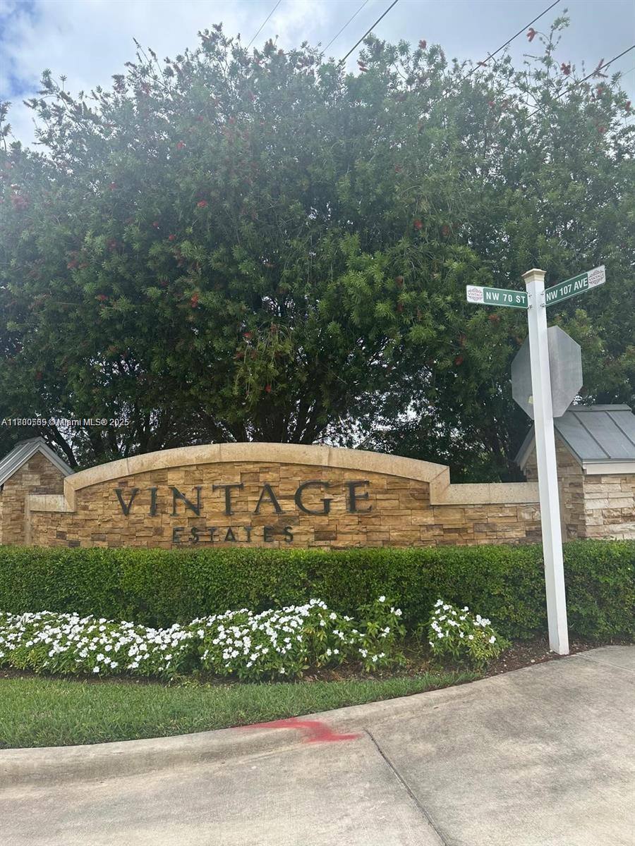 House for rent at 10423 NW 70th Lane, Miami, FL 33178
