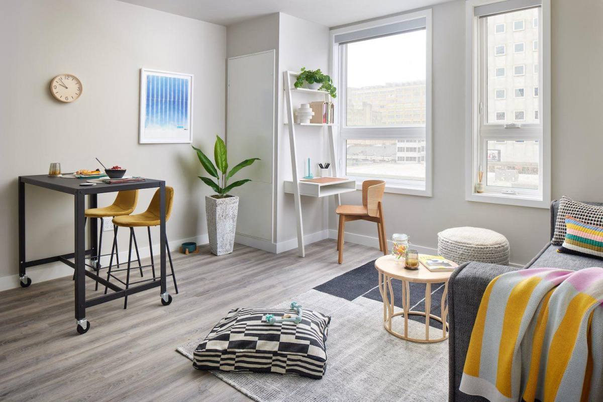 Apartment for rent at 510 N Broad St, Philadelphia, PA 19130