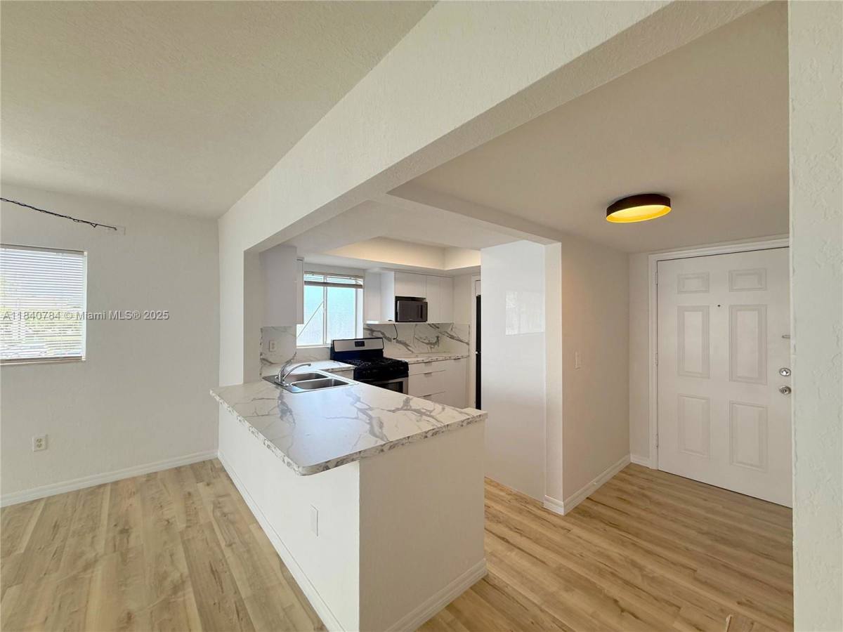 Apartment for rent at 7737 SW 88th St, Miami, FL 33156