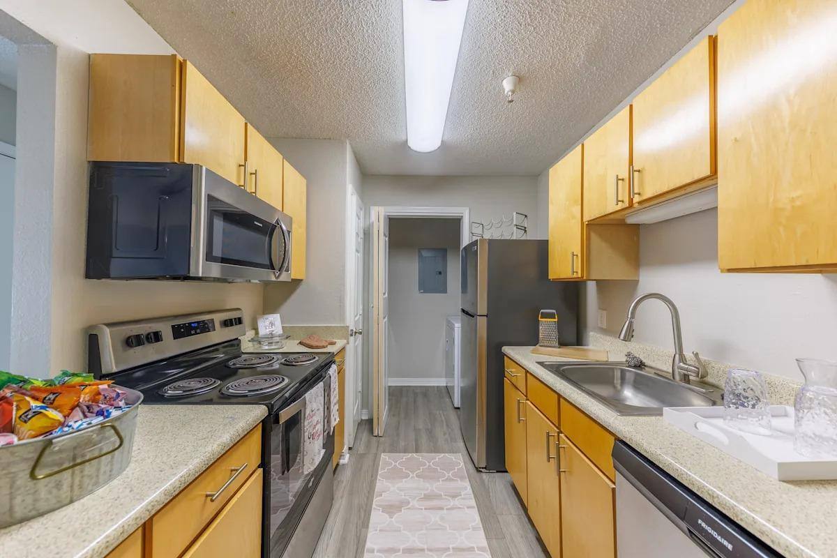 Apartment for rent at 1480 Lemoyne Blvd, Biloxi, MS 39532