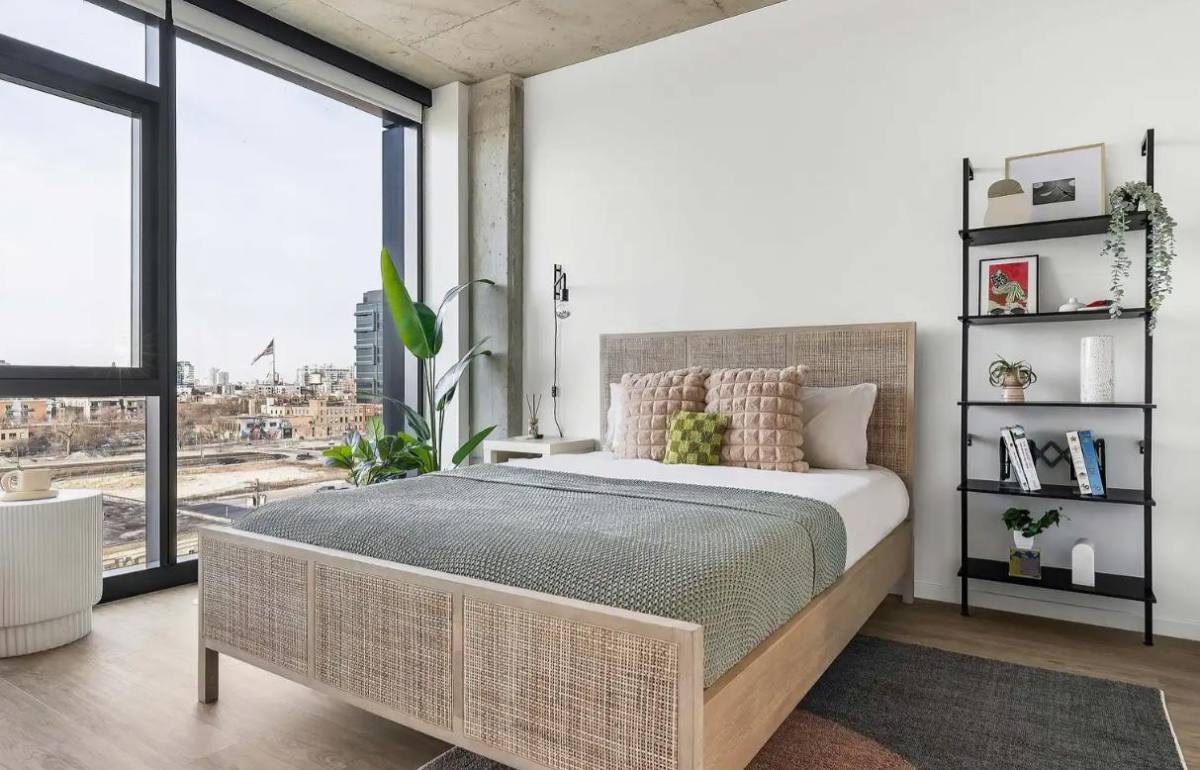 Apartment for rent at 225 N Elizabeth St, Chicago, IL 60607