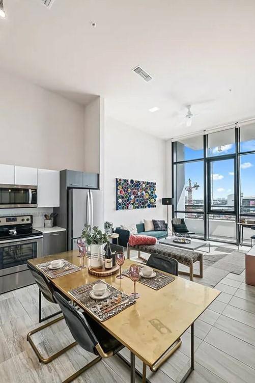 Apartment for rent at 698 NE 1st Ave, Miami, FL 33132