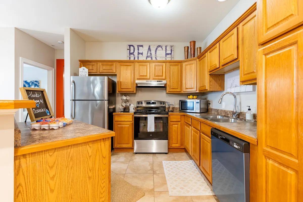 Apartment for rent at 16016 Lemoyne Blvd, Biloxi, MS 39532