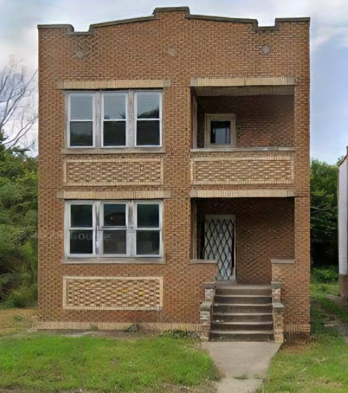Apartment for rent at 1320 Ellsworth Place, Gary, IN 46404