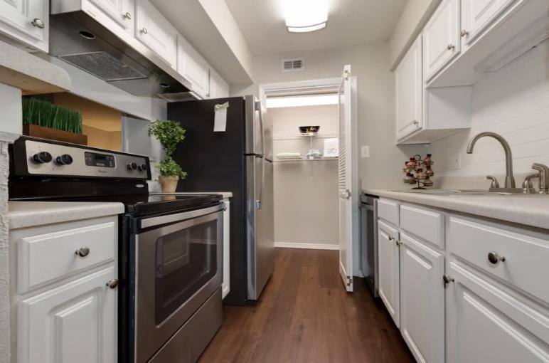 Apartment for rent at 120 Ridgewood Dr, Raleigh, NC 27609