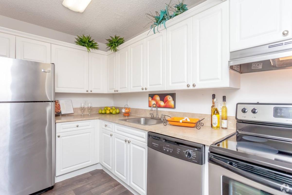 Apartment for rent at 1500 NE 123rd St, Miami, FL 33161