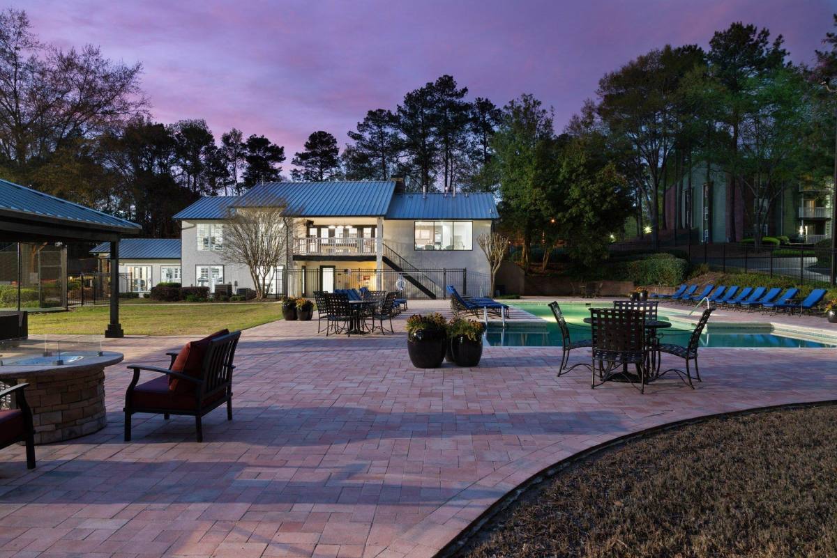 Apartment for rent at Veridian at Sandy Springs, 1800 Windridge Dr, Atlanta, GA 30350