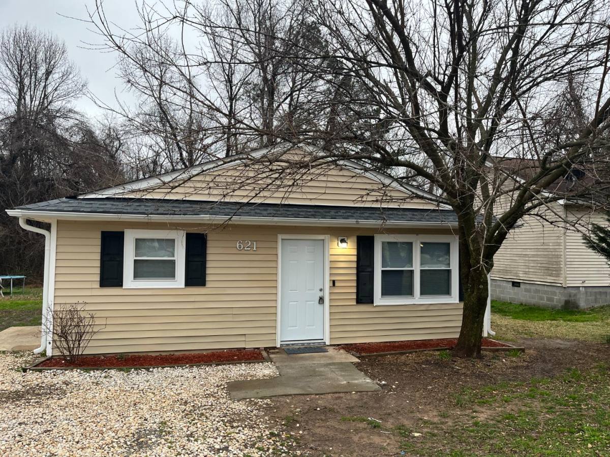 House for rent at 621 Reservoir St, Durham, NC 27703