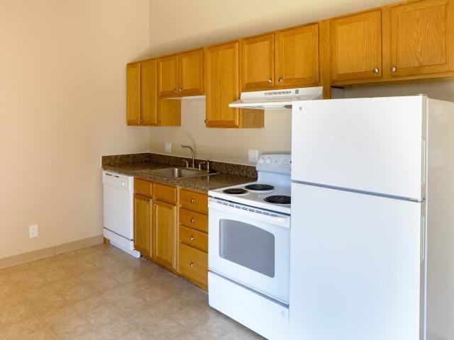Apartment for rent at 1 Juniper Dr, Yarmouth, ME 04096