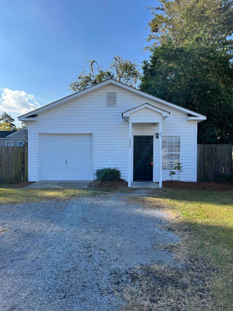 153 Central Dr #C, Florence, SC 29501