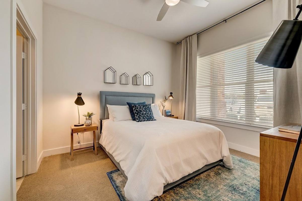 Apartment for rent at 1521 E Royal Lane, Dallas, TX 75229