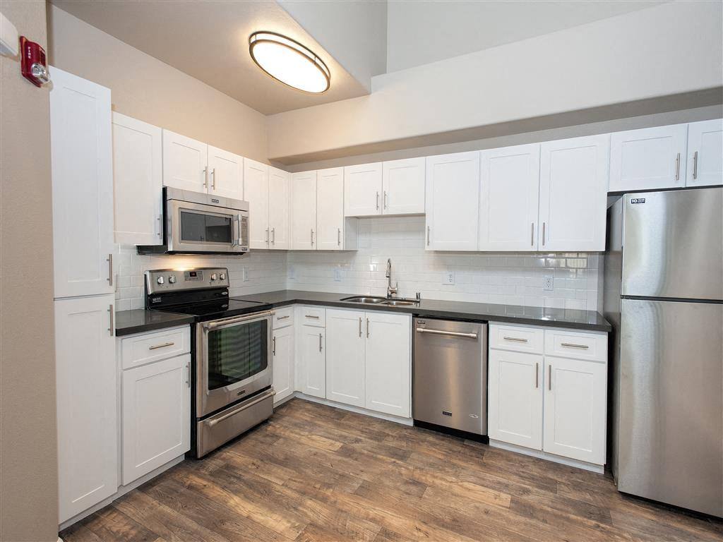 Apartment for rent at Venu at Galleria, 301 Gibson Dr, Roseville, CA 95678