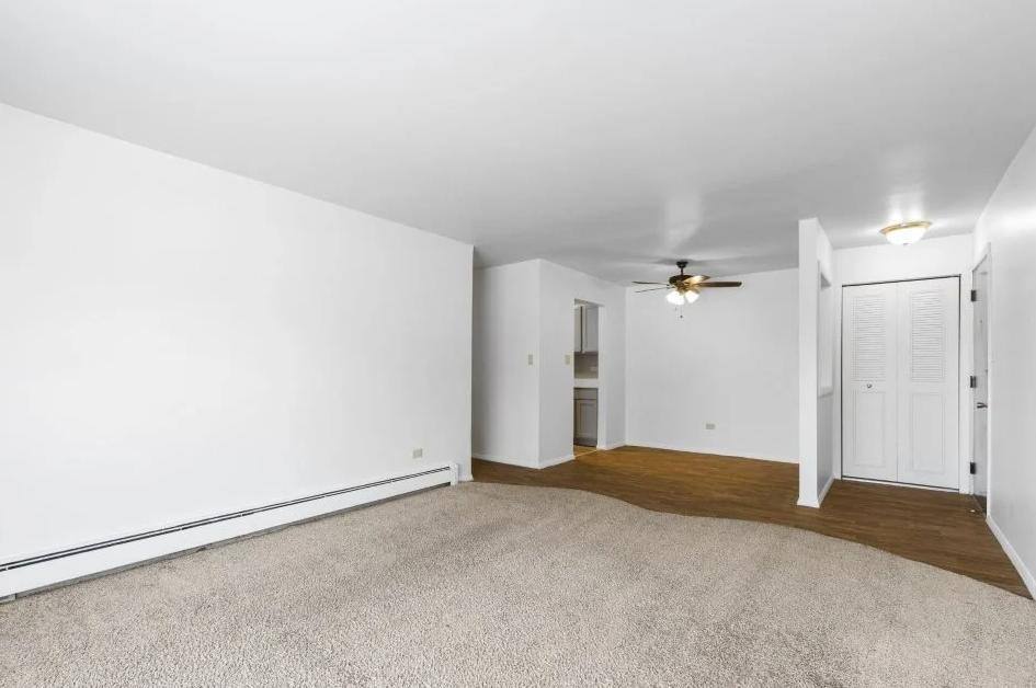 Apartment for rent at Green Oaks, 8580 W 100th Terrace, Palos Hills, IL 60465