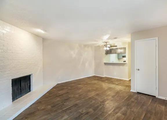 357 E Corporate Dr, Lewisville, TX 75067