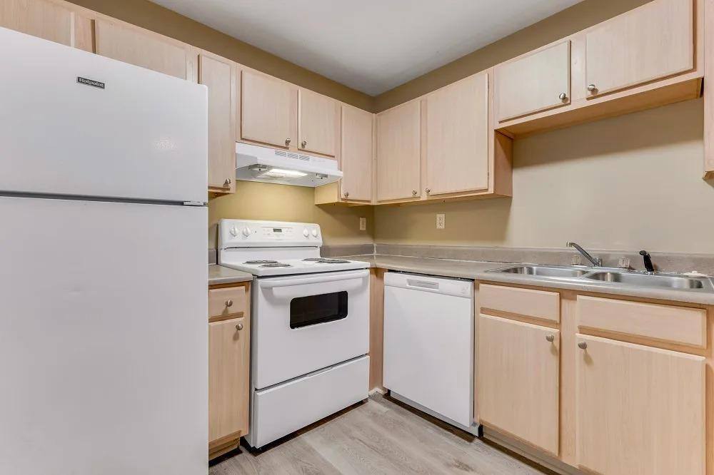 Apartment for rent at 300 S Lehmberg Rd, Columbus, MS 39702
