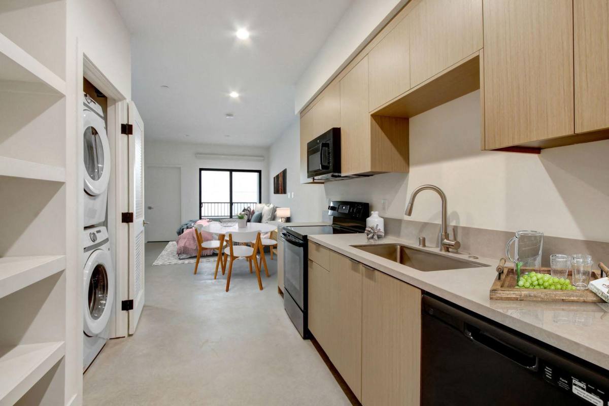 Apartment for rent at 1157 S Hoover St, Los Angeles, CA 90006