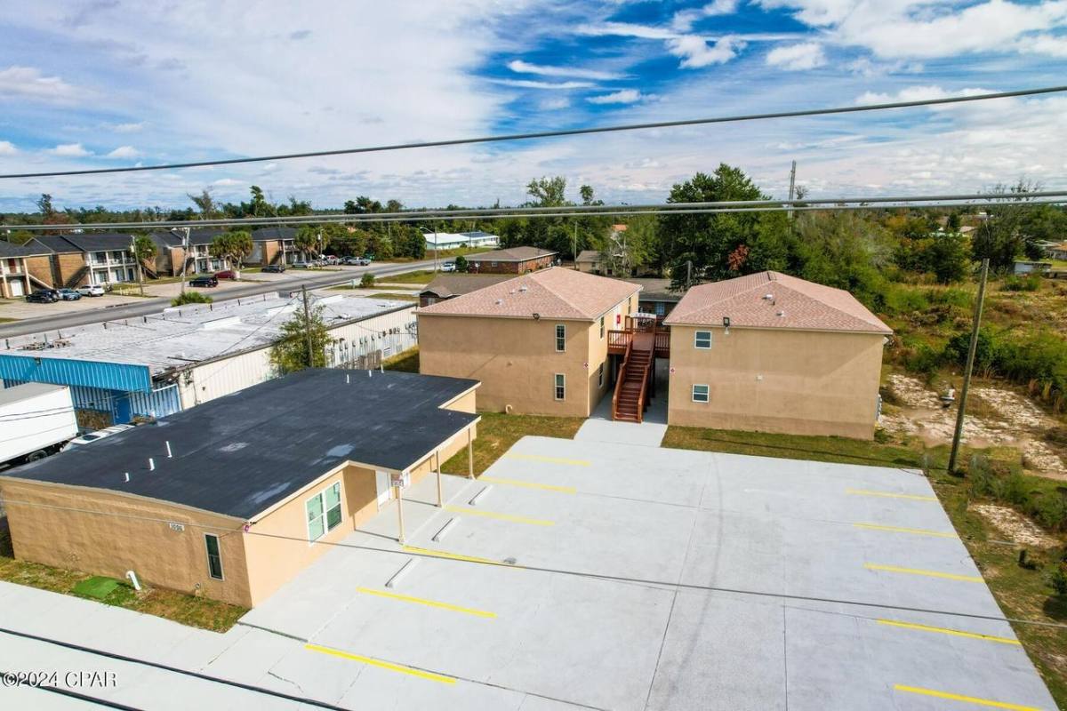 Apartment for rent at 1000 Transmitter Rd #B1, Panama City, FL 32401