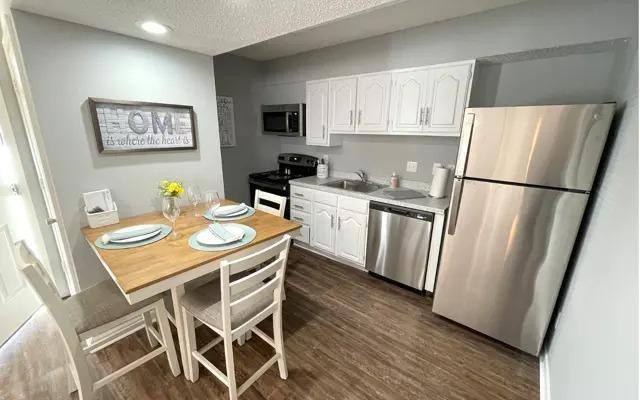 Apartment for rent at 881 E River Place, Jackson, MS 39202