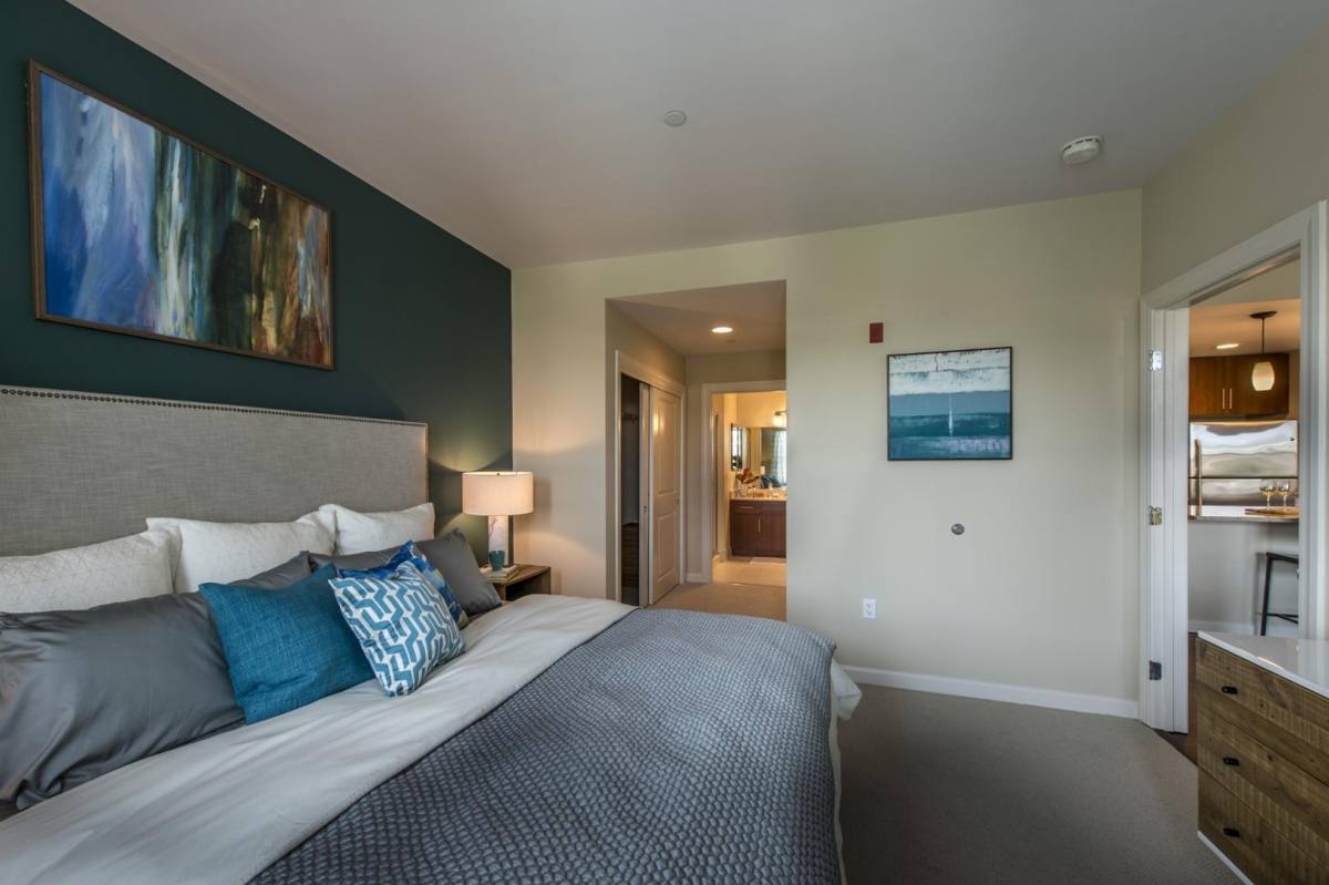 Apartment for rent at 10 Overlook Ridge Dr, Malden, MA 02148