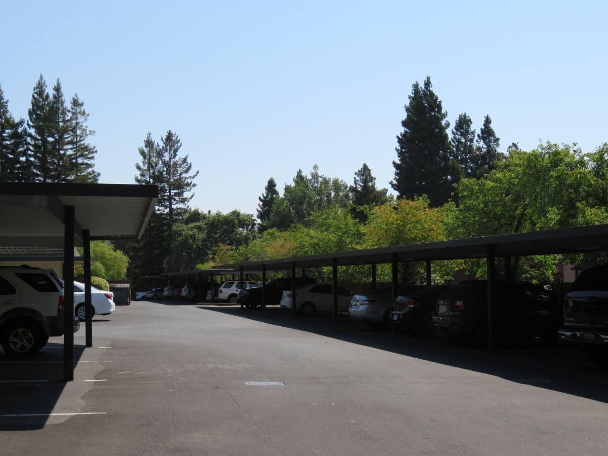Apartment for rent at Glen View Garden, 601 River Glen Dr, Napa, CA 94558