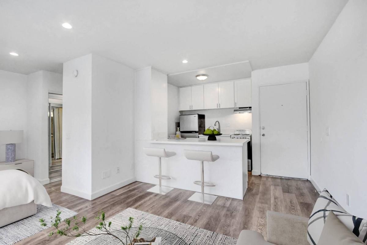 Apartment for rent at Blue North Apartment Homes, 7850 Reseda Blvd #3105, Reseda, CA 91335