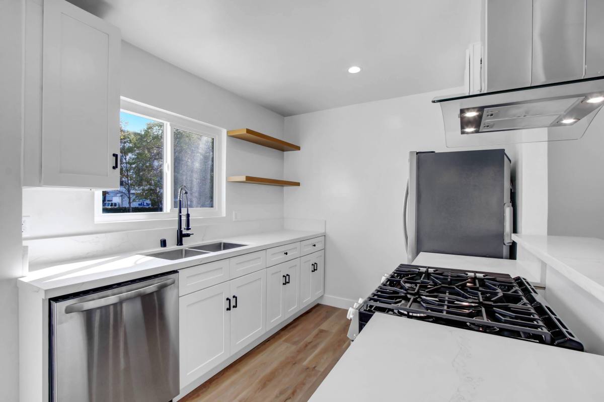 Apartment for rent at 8534 Colgate Avenue, 8534-8538 Colgate Ave, Los Angeles, CA 90048