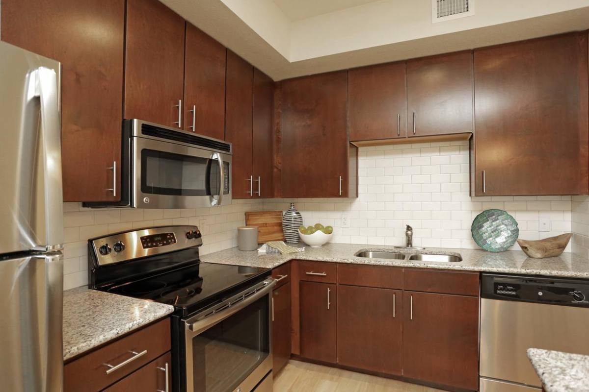 Apartment for rent at 4411 N Federal Highway 2-305, Pompano Beach, FL 33064