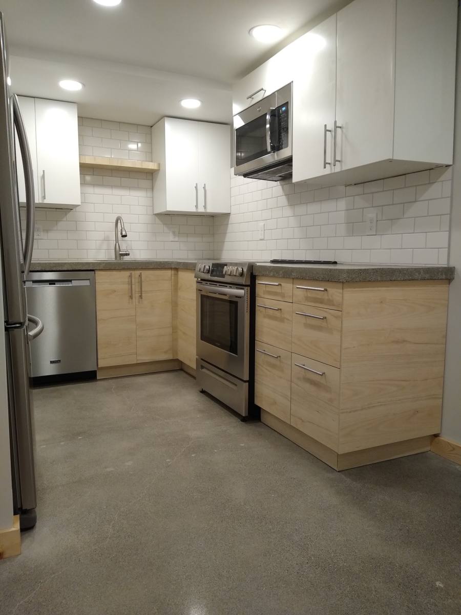 Townhouse for rent at 227 E 18th Ave, Spokane, WA 99203