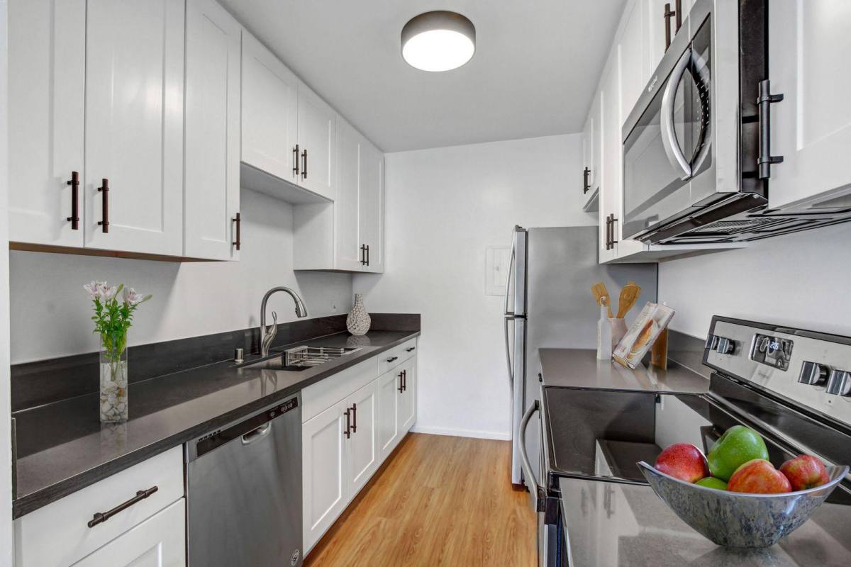 Apartment for rent at 4151 Arch Dr #116, Studio City, CA 91604