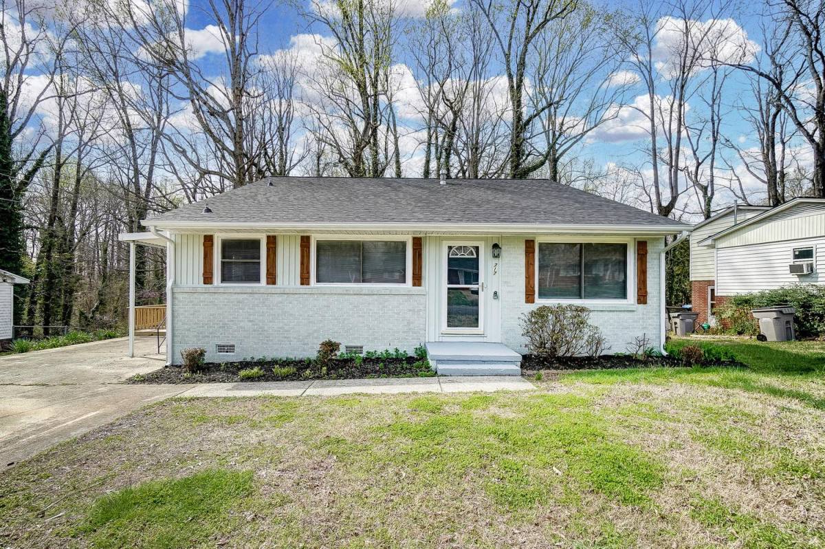 House for rent at Fern Forest, 717 Forest Dr, Gastonia, NC 28054