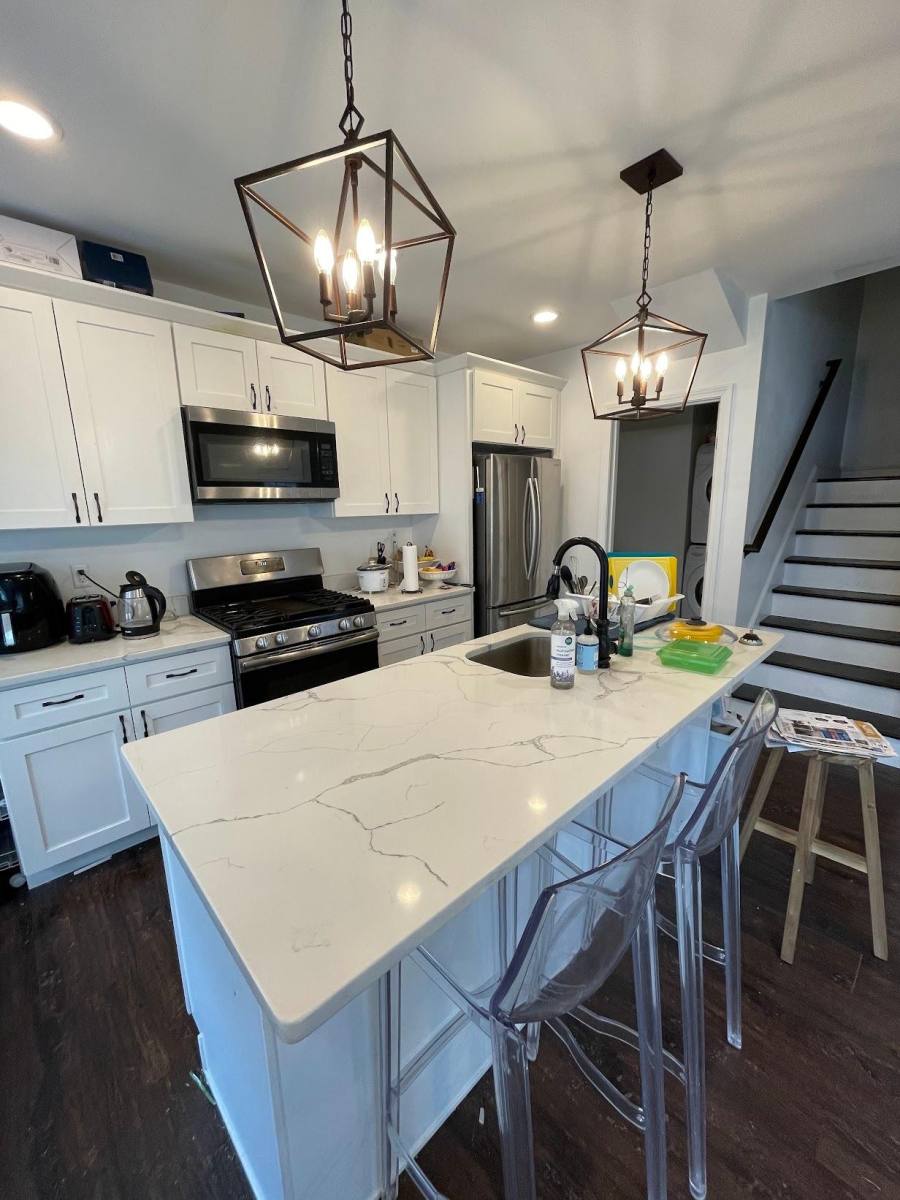 Townhouse for rent at 19 E Transit St, Providence, RI 02906