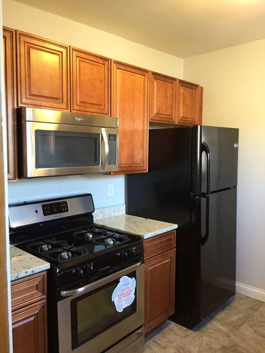 1850-52 S Clarence #1S, Berwyn, IL 60402