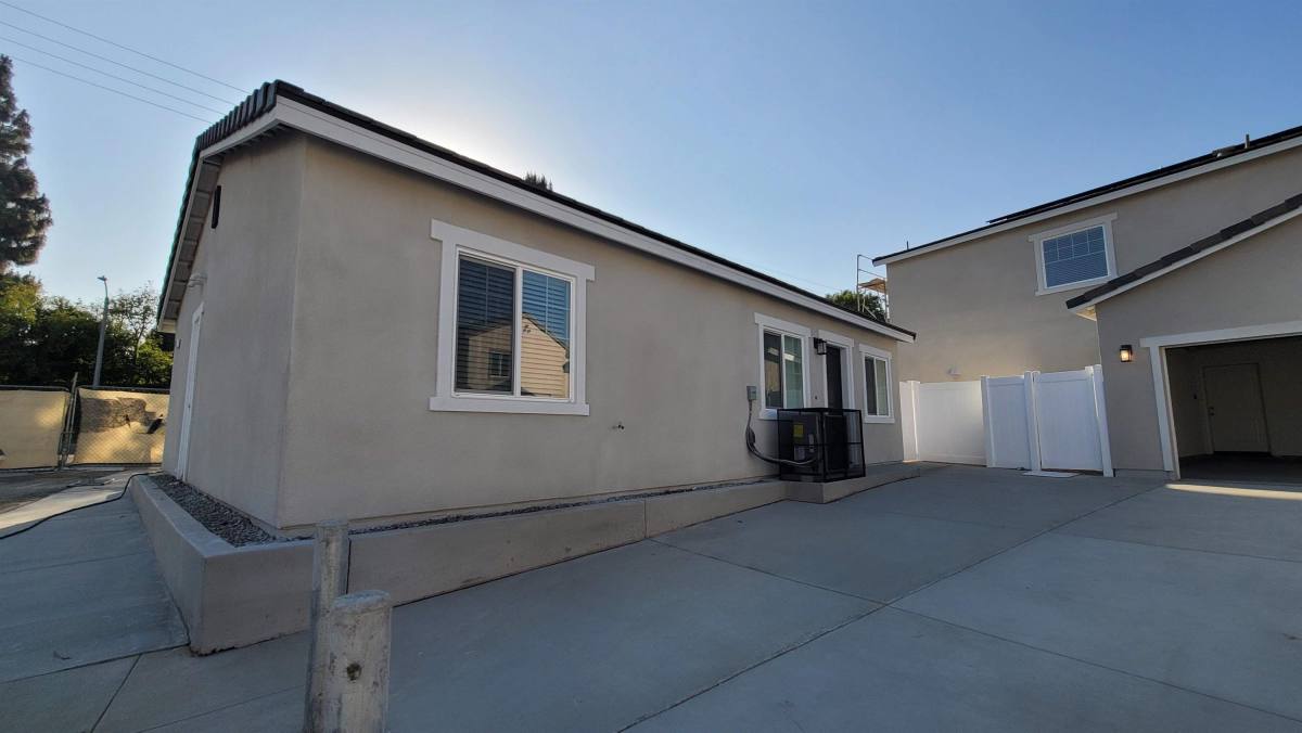 House for rent at 2285 Chestnut St, San Bernardino, CA 92407