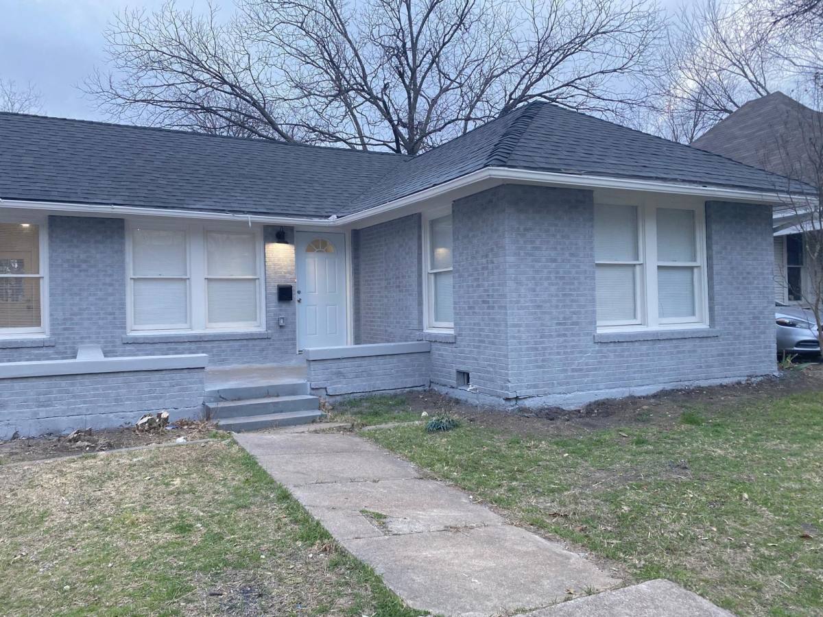 House for rent at 1816 Lipscomb St, Fort Worth, TX 76110