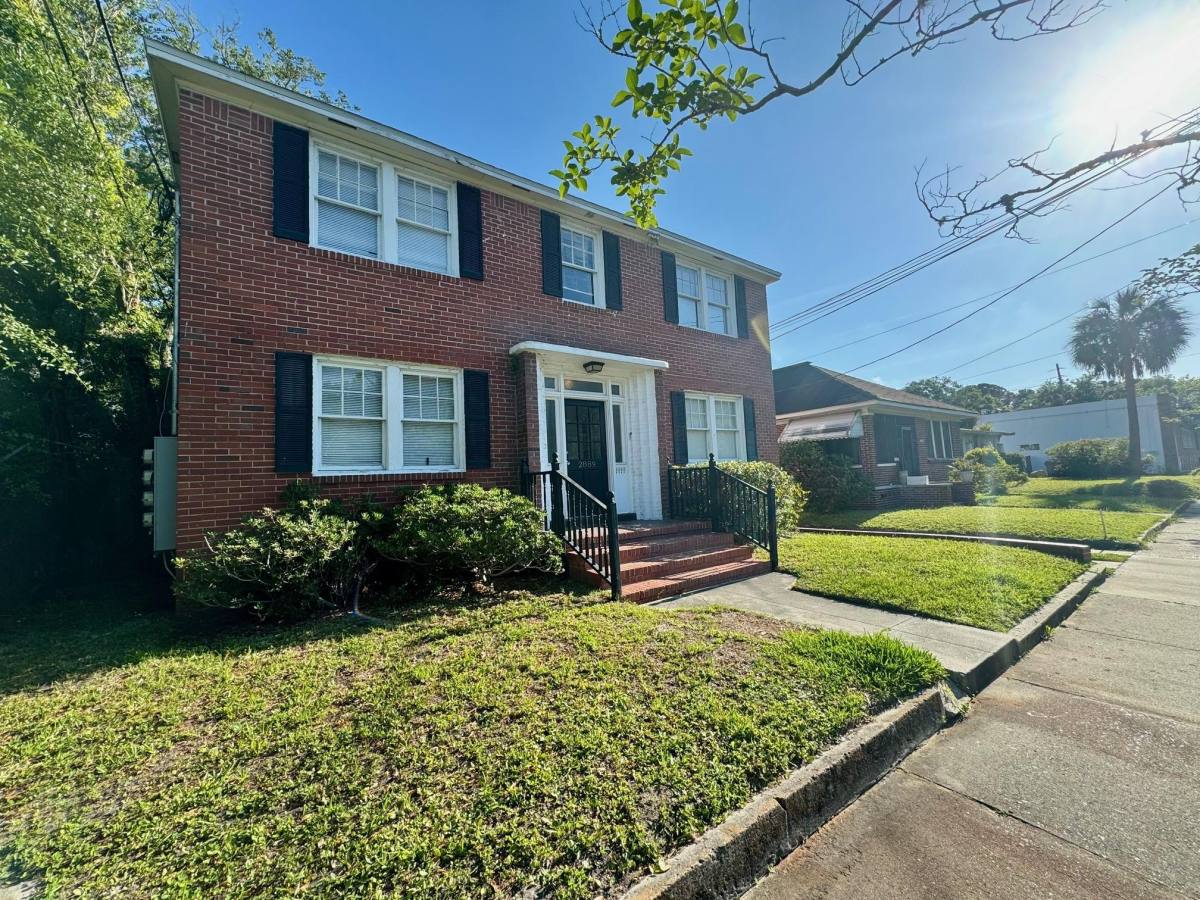 Apartment for rent at 2889 College St #4, Jacksonville, FL 32205